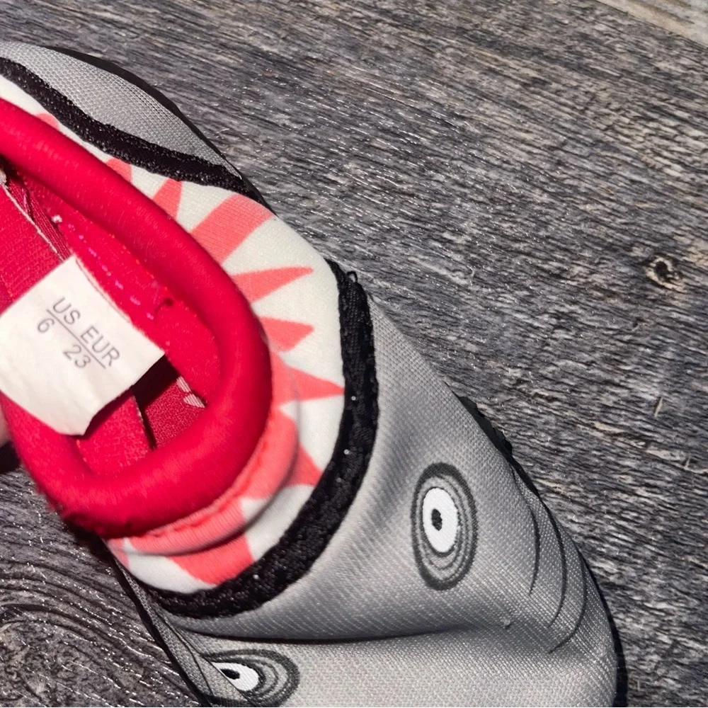 Shark Toddler Water Shoes Size 6 Beach Pool Easy Slip On Swim Sandals Summer